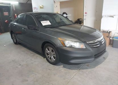 Raport pojazdu dla VIN 1HGCP2F69CA238591 - Obraz 1