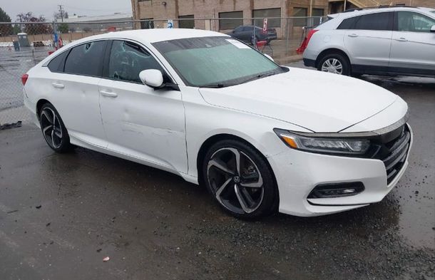 Informe del vehículo para VIN 1HGCV1F39LA102595 - Imagen 1