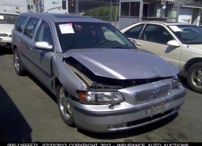 Fahrzeugbericht für VIN YV1SW53DX12101808 – Bild 1