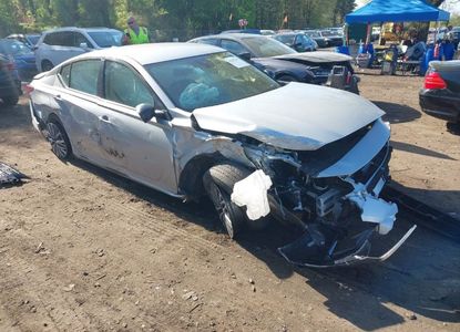 Vehicle Report for VIN 1N4BL4DV3RN429961 - Image 1