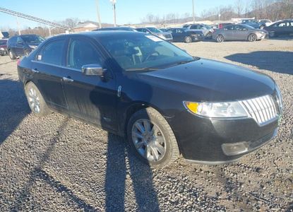 Informe del vehículo para VIN 3LNDL2L33CR823466 - Imagen 1