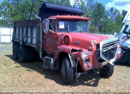 Звіт про транспортний засіб для VIN 1FDYU90L4HVA60413 – зображення 1