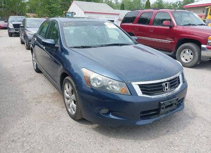 Informe del vehículo para VIN 5KBCP3F80AB012449 - Imagen 1