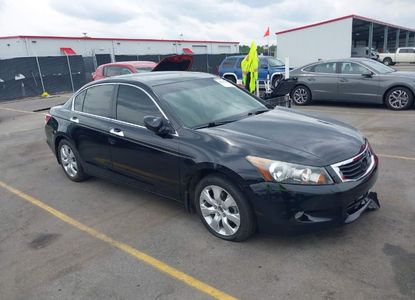 Raport pojazdu dla VIN 1HGCP36848A087951 - Obraz 1