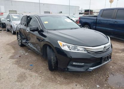 ავტომობილის ანგარიში VIN 1HGCR2F7XHA257242 -ისთვის - სურათი 1