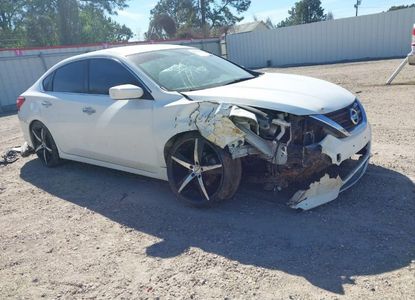 Vehicle Report for VIN 1N4AL3AP9GN349752 - Image 1