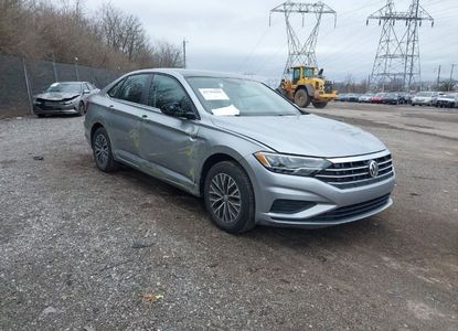 Vehicle Report for VIN 3VWC57BU7LM086896 - Image 1