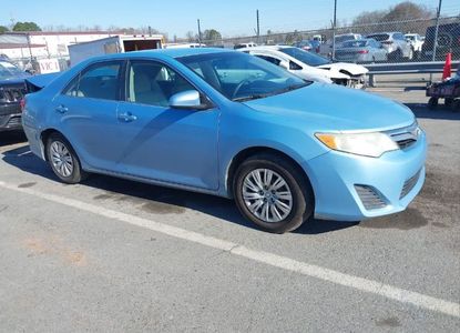 Raport pojazdu dla VIN 4T1BF1FK2CU500658 - Obraz 1