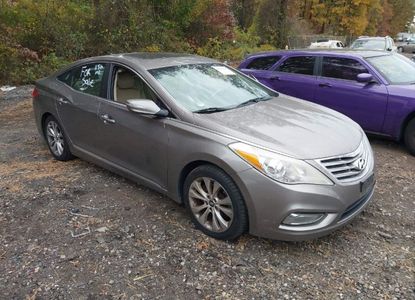 Informe del vehículo para VIN KMHFG4JGXCA122190 - Imagen 1