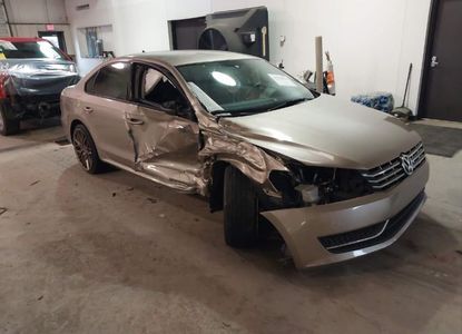 Raport pojazdu dla VIN 1VWAT7A34FC096247 - Obraz 1