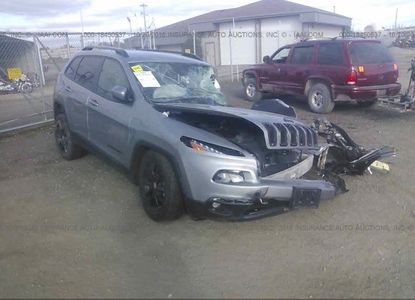 تقرير المركبة لـ VIN 1C4PJMCS3EW296278 - الصورة 1