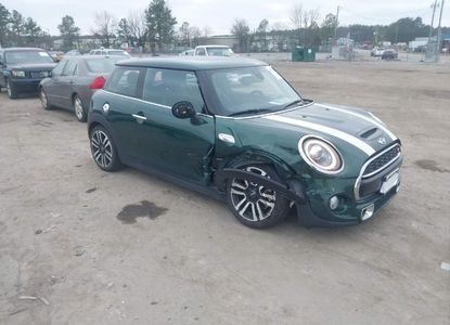 تقرير المركبة لـ VIN WMWXP7C50K2A52200 - الصورة 1