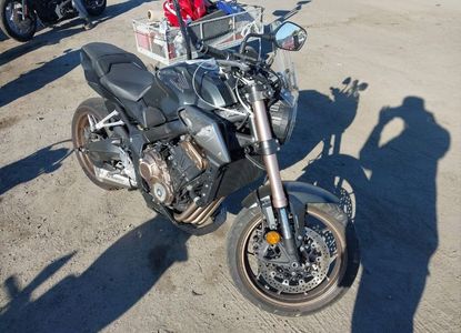 Raport vehicul pentru - Imaginea 1