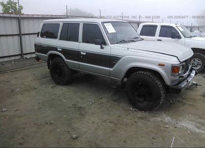 Отчет о транспортном средстве для VIN JT3FJ60G3F1127825 - изображение 1