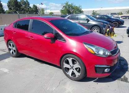 Informe del vehículo para VIN KNADN4A32G6565521 - Imagen 1