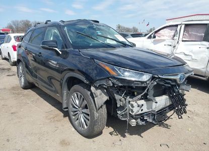 Raport pojazdu dla VIN 5TDEBRCH9MS069651 - Obraz 1