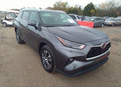 Vehicle Report for VIN 5TDGZRAH1NS104336 - Image 1