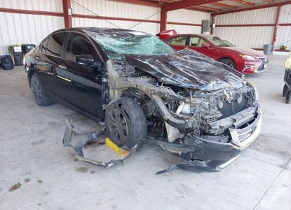 Отчет о транспортном средстве для VIN 1HGCR2F33EA003879 - изображение 1