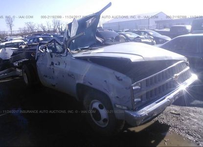 Vehicle Report for VIN 1GBGC34M6BV110873 - Image 1