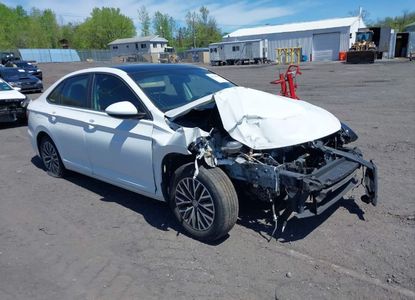 Vehicle Report for VIN 3VWCB7BU0LM017637 - Image 1