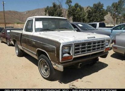 Rapport sur le véhicule pour VIN 1B7FD14E8CS250105 - Image 1