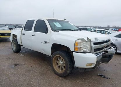 Vehicle Report for VIN 3GCPCSE09BG381453 - Image 1