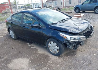 Raport pojazdu dla VIN 3KPFK4A74JE174802 - Obraz 1