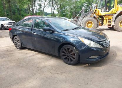 Vehicle Report for VIN 5NPEC4AB2CH348426 - Image 1