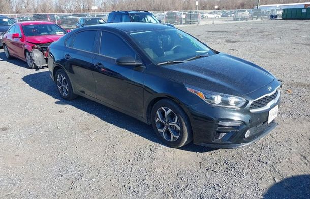 Raport pojazdu dla VIN 3KPF24ADXME332599 - Obraz 1