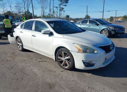 Raport pojazdu dla VIN 1N4AL3AP9EC322169 - Obraz 1