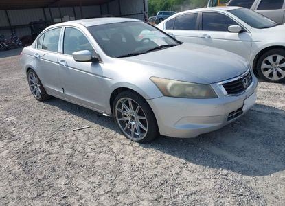 Informe del vehículo para VIN 1HGCP2F72AA026069 - Imagen 1