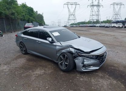 ავტომობილის ანგარიში VIN 1HGCV2F31KA028710 -ისთვის - სურათი 1