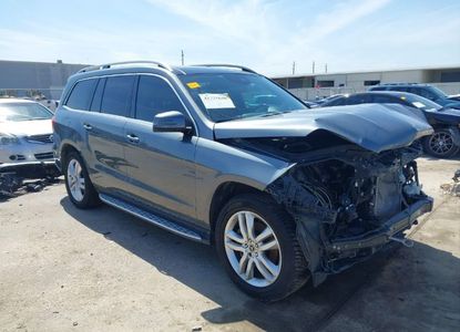 Vehicle Report for VIN 4JGDF6EE3JB079513 - Image 1