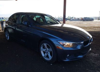 Informe del vehículo para VIN WBA3C1C52FK124203 - Imagen 1