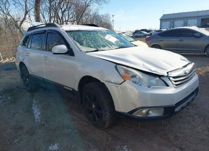 Raport pojazdu dla VIN 4S4BRCGC7C3240337 - Obraz 1