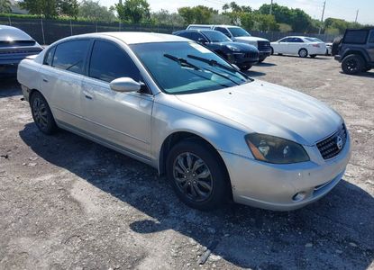 Vehicle Report for VIN 1N4AL11D85C109806 - Image 1