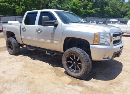 Informe del vehículo para VIN 3GCPKSE38BG312380 - Imagen 1