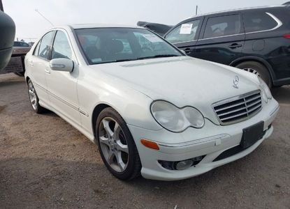 Informe del vehículo para VIN WDBRF52H87F928005 - Imagen 1