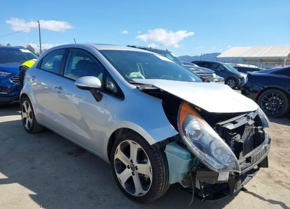 Vehicle Report for VIN KNADN5A30E6413613 - Image 1