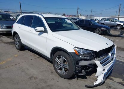 Vehicle Report for VIN WDC0G4JB9HF173277 - Image 1