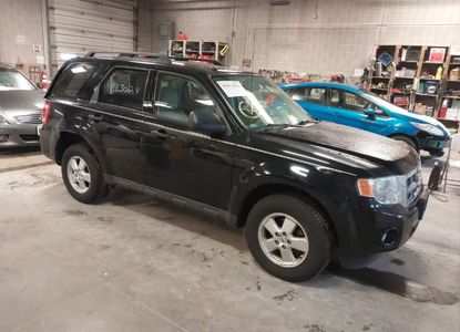 Vehicle Report for VIN 1FMCU9DGXCKC81063 - Image 1