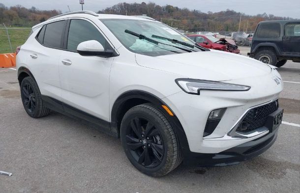 Raport pojazdu dla VIN KL4AMDSL8RB124620 - Obraz 1