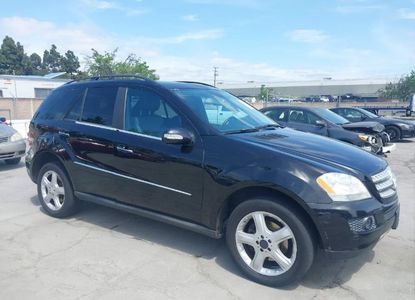 Vehicle Report for VIN 4JGBB86E88A299307 - Image 1