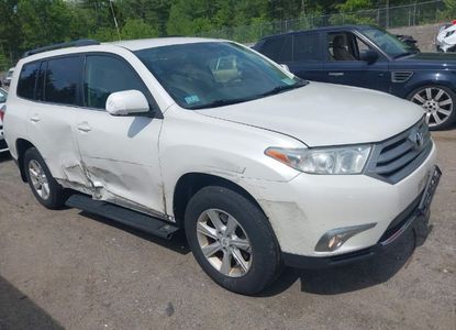 Vehicle Report for VIN 5TDBK3EH4CS172942 - Image 1