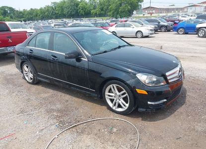 Informe del vehículo para VIN WDDGF8AB9DA792571 - Imagen 1