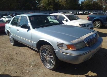 Vehicle Report for VIN 2MEFM75W0YX723007 - Image 1