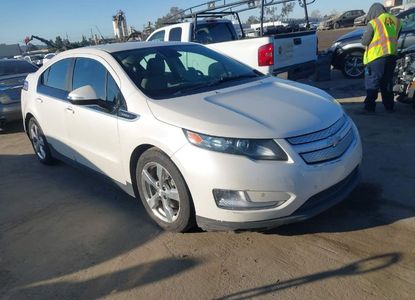 Vehicle Report for VIN 1G1RD6E40DU101816 - Image 1