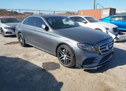 Raport vehicul pentru VIN WDDZF4KB3HA208414 - Imaginea 1