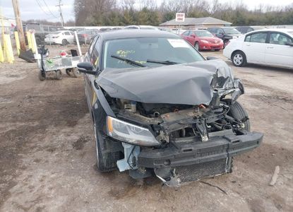 Informe del vehículo para VIN 3VWDP7AJ2CM127845 - Imagen 1