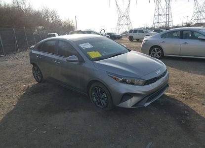 Vehicle Report for VIN 3KPF24AD5PE678032 - Image 1
